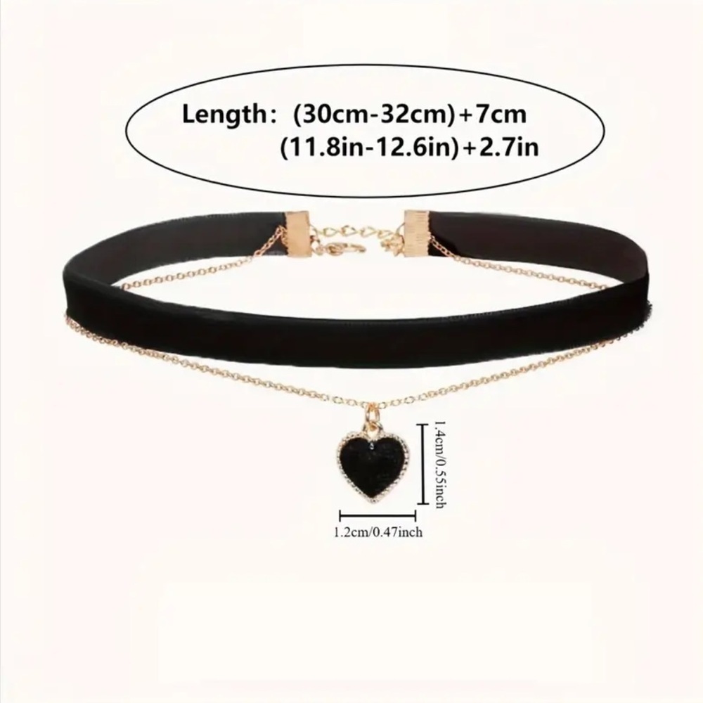 Vintage Double-Layer Heart Choker Necklace
Sexy Resin Clavicle Chain for Party 🖤 - Picture 3 of 3
